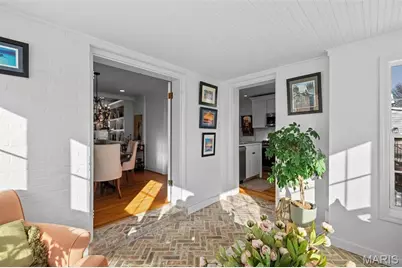 1012 Nolan Drive, Glendale, MO 63122 - Photo 9