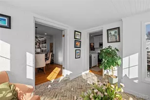 1012 Nolan Dr, Glendale, MO 63122 - Photo 9