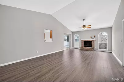 613 Meadowview Court, Warrenton, MO 63383 - Photo 19