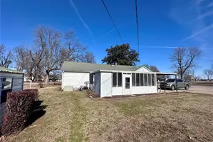 122 E Lewis St, Lilbourn, MO 63862 - Photo 9