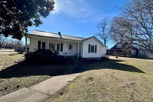 122 E Lewis St, Lilbourn, MO 63862 - Photo 7