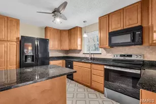 5193 N Royale Dr, Imperial, MO 63052 - Photo 13