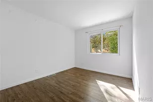 116 Barto Dr, Hazelwood, MO 63135 - Photo 11