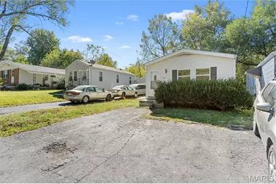 116 Barto Drive, Hazelwood, MO 63135 - Photo 17