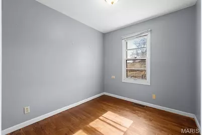 10558 Hobday Avenue, Saint Ann, MO 63074 - Photo 11