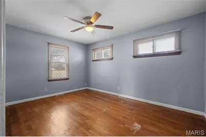 10558 Hobday Avenue, Saint Ann, MO 63074 - Photo 7