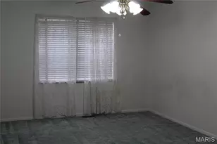 8920 Lackland Rd, Overland, MO 63114 - Photo 9