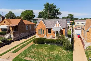 317 Tacoma Dr, Mehlville, MO 63125 - Photo 5