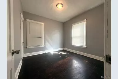 605 Fremont Avenue, Saint Louis, MO 63147 - Photo 5