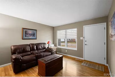 7415 Foxtrot Drive, Hazelwood, MO 63042 - Photo 5