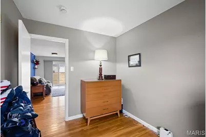 7415 Foxtrot Drive, Hazelwood, MO 63042 - Photo 15