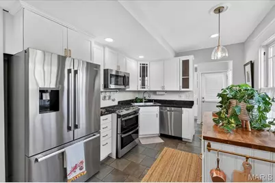 8 S Moreland Avenue, Saint Louis, MO 63122 - Photo 15