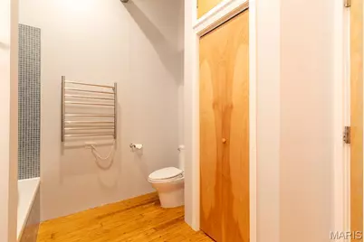 2401 S 12th #203, Saint Louis, MO 63104 - Photo 25