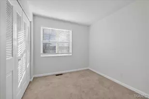 8912 N Swan Cir, Brentwood, MO 63144 - Photo 9