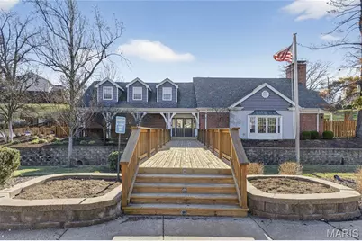 8912 N Swan Circle, Brentwood, MO 63144 - Photo 13