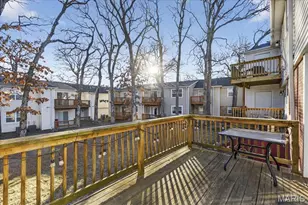 8912 N Swan Cir, Brentwood, MO 63144 - Photo 7