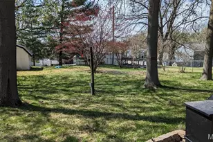 11424 Burgess Ave, Bridgeton, MO 63044 - Photo 33