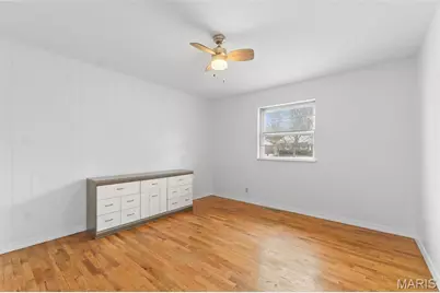 11424 Burgess Avenue, Bridgeton, MO 63044 - Photo 17