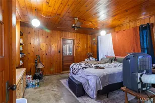 659 E Pine St, Bourbon, MO 65441 - Photo 17