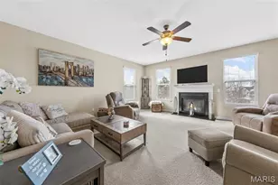 17 Meadow Vista Ct, Saint Peters, MO 63376 - Photo 9