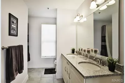 2323 Locust Street #PH600, Saint Louis, MO 63103 - Photo 19