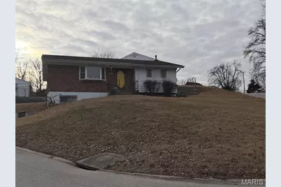 7100 Oreon Avenue, Northwoods, MO 63121 - Photo 1