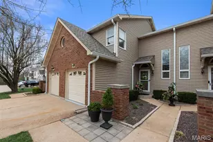 16176 Lea Oak Ct, Chesterfield, MO 63017 - Photo 3