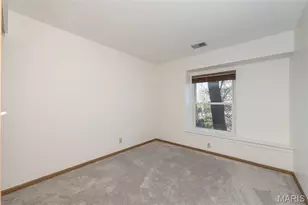 702 Lofty Point Dr, Ballwin, MO 63021 - Photo 11