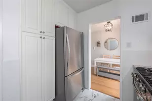 2837 Manderly Dr, Brentwood, MO 63144 - Photo 9