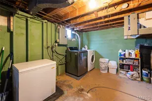 2837 Manderly Dr, Brentwood, MO 63144 - Photo 19