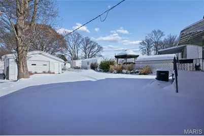 5701 Arthur Avenue, Saint Louis, MO 63139 - Photo 15