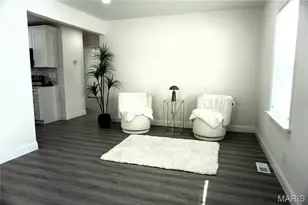 145 Jefferson Barracks Rd, Mehlville, MO 63125 - Photo 7