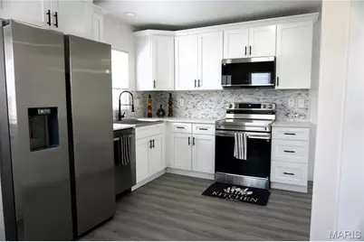 145 Jefferson Barracks Road, Mehlville, MO 63125 - Photo 9