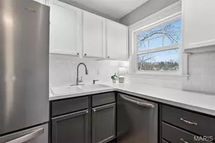 916 Tree Trails Ln, Saint Louis, MO 63026 - Photo 9