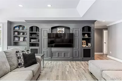 1040 Greystone Manor Parkway, Chesterfield, MO 63005 - Photo 59