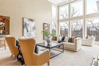 1040 Greystone Manor Parkway, Chesterfield, MO 63005 - Photo 11