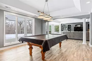 1040 Greystone Manor Pkwy, Chesterfield, MO 63005 - Photo 61