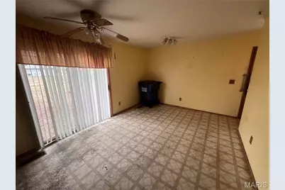 319 Richmond Drive, Warrenton, MO 63383 - Photo 9