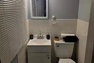 6702 Flowervale Dr, Hazelwood, MO 63042 - Photo 7