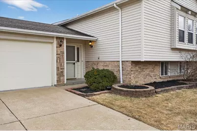 115 Stonecrest Lane, Saint Peters, MO 63304 - Photo 5