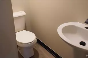 1215 N Euclid Ave, Saint Louis, MO 63113 - Photo 11