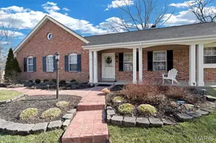 16276 Windfall Ridge Dr, Chesterfield, MO 63005 - Photo 3