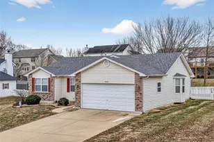 1838 Somerset Hollow Ln, Wentzville, MO 63385 - Photo 3