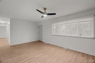 775 Sherwood Dr, Florissant, MO 63031 - Photo 5