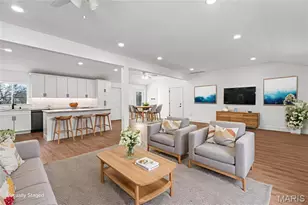 108 Maple Ln, Ballwin, MO 63011 - Photo 5