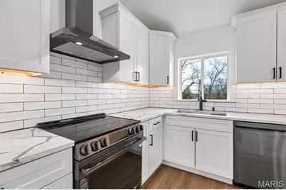 108 Maple Lane, Ballwin, MO 63011 - Photo 11