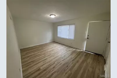 9815 Vickie Place, Saint Louis, MO 63136 - Photo 13