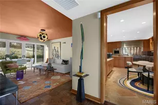 10 Country Estates Pl, Frontenac, MO 63131 - Photo 9