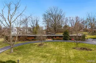 10 Country Estates Pl, Frontenac, MO 63131 - Photo 51