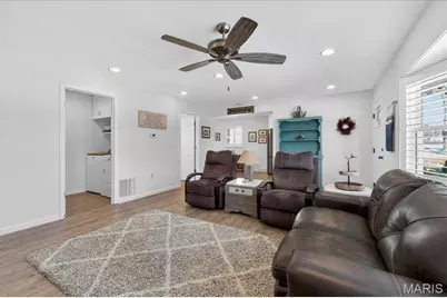 2709 Sibley Street, Saint Charles, MO 63301 - Photo 13